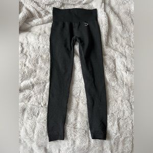 Black Seamless gym shark leggings